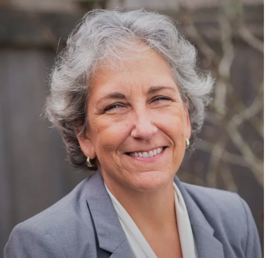 Photo of Laura Southard, MA